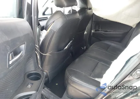 2018 Toyota C-Hr Xle Premium z USA, uszkodzony, nr VIN NMTKHMBX0JR018403